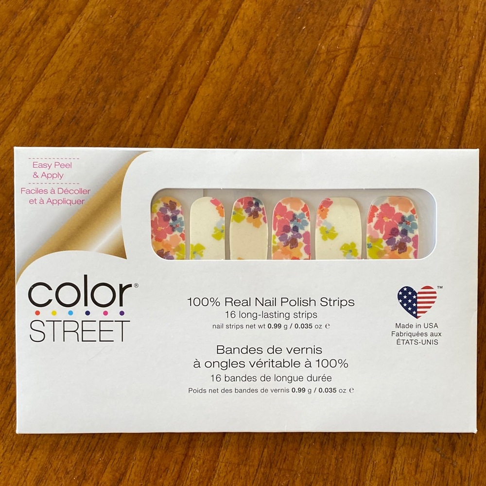 Color Street Press-On Nail Strips - Avant Garden
